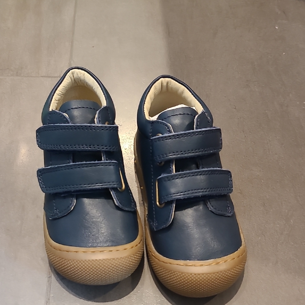 New Naturino Kids Blue Leather Shoes with Velcro Straps Size 24